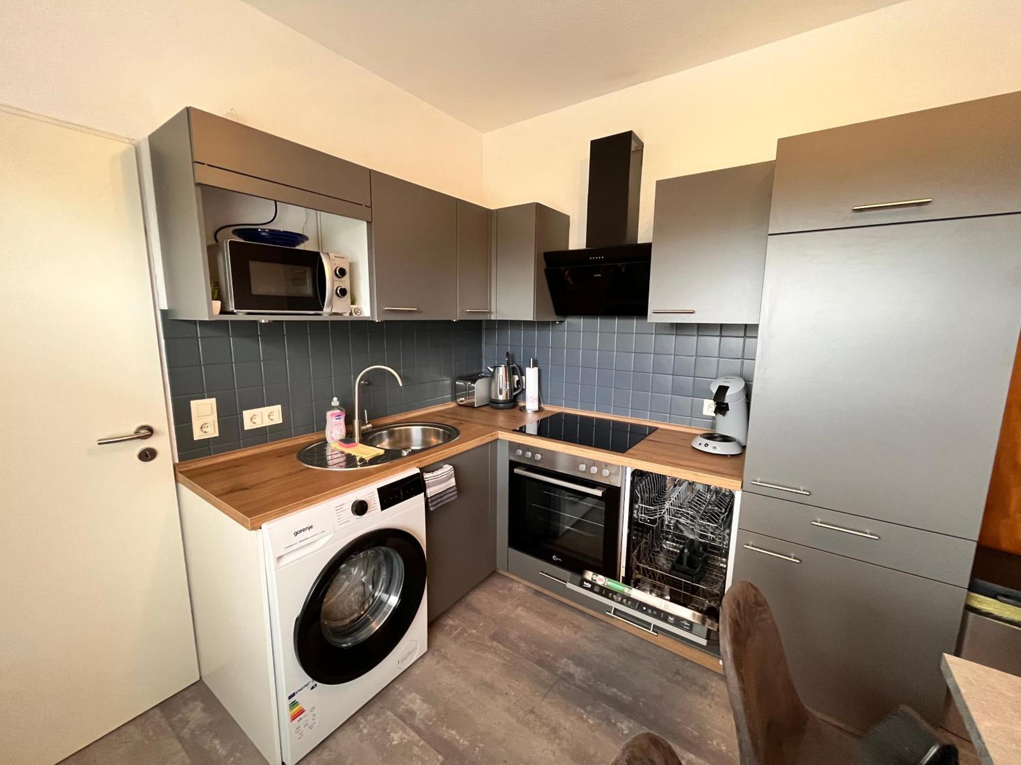 White Blossom- Am Asreg Apartment